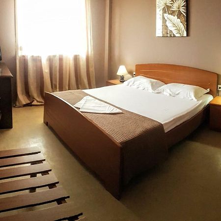 Haus Elena Aparthotel Kavála ภายนอก รูปภาพ