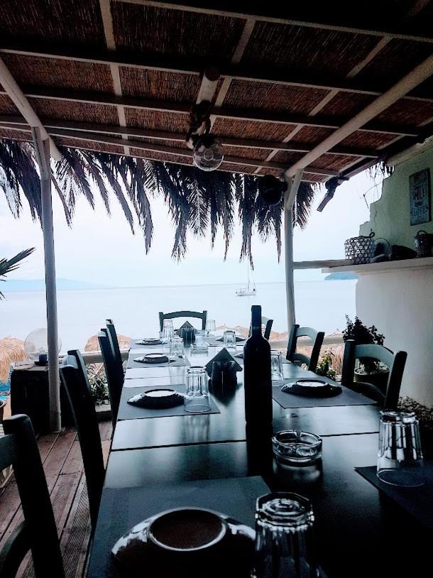 Haus Elena Aparthotel Kavála ภายนอก รูปภาพ